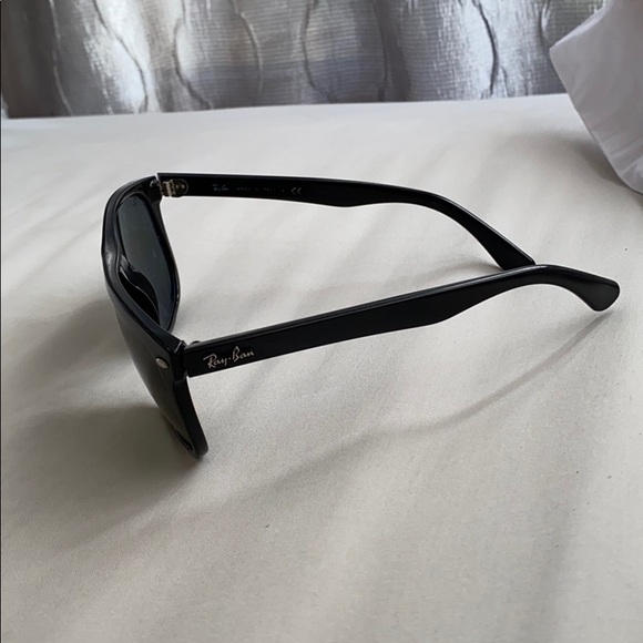 Black/green ray bans RB4147 - Picture 1 of 4